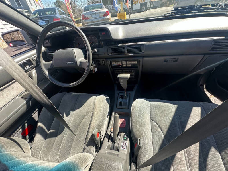 1988 Toyota Camry Le | Best of CPP Processing Co Ltd