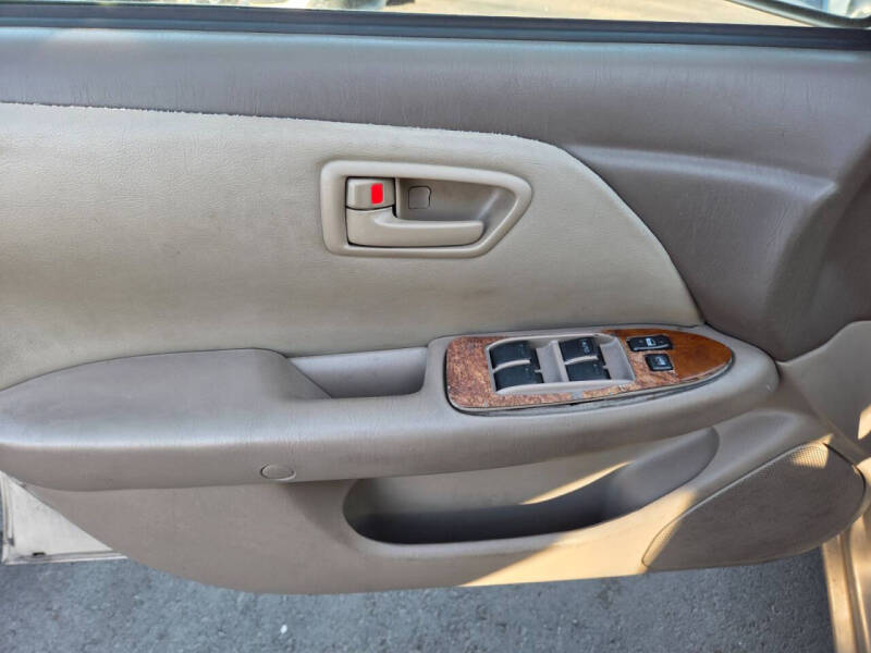 2000 Toyota Camry CE V6 | Best of CPP Processing Co Ltd