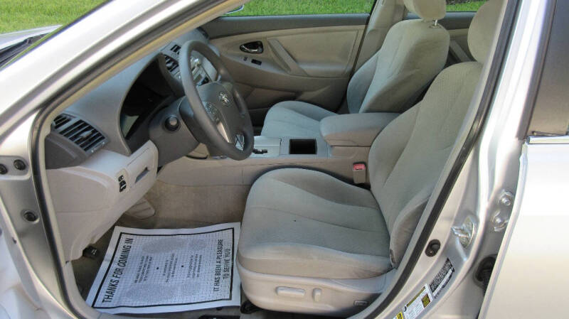 2009 Toyota Camry LE | CPP Processing Co Ltd