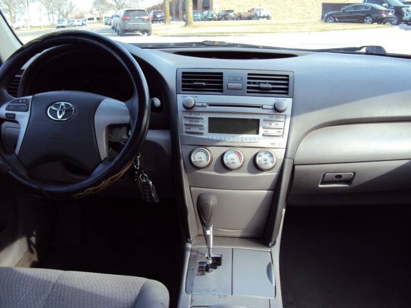 2010 Toyota Camry LE | CPP Processing Co Ltd