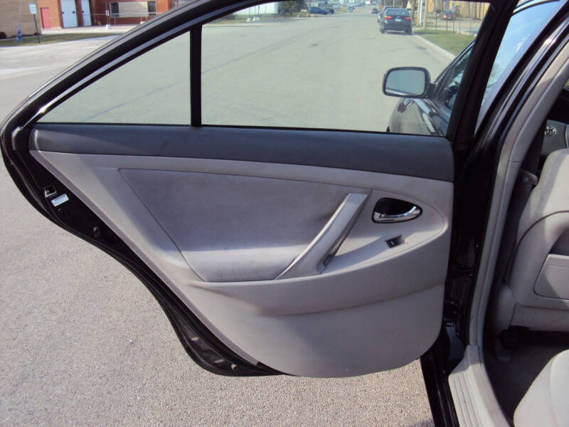 2010 Toyota Camry LE | CPP Processing Co Ltd