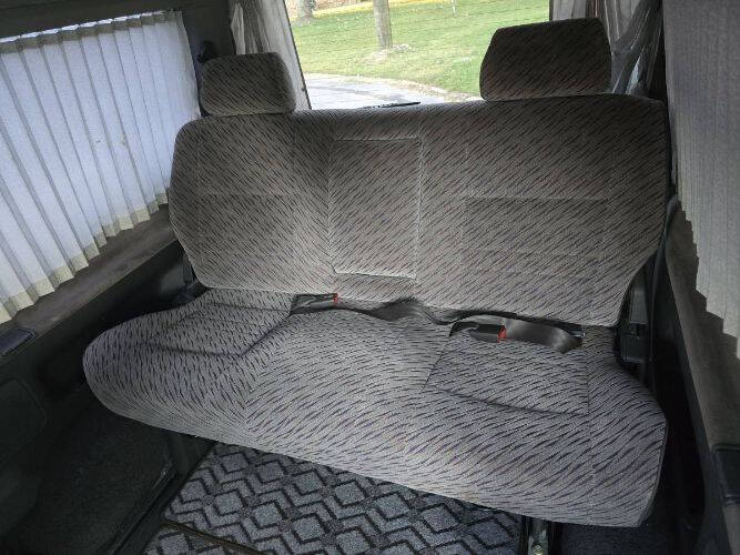 1995 Toyota HiAce | CPP Processing CO Ltd | Best Cars in Europe