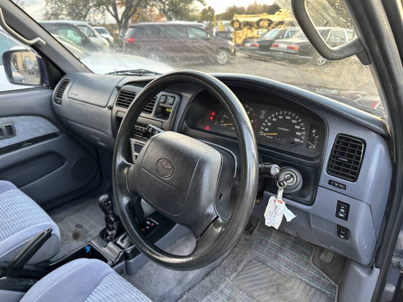 1996 Toyota Hilux