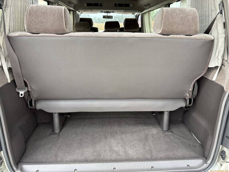 1997 Toyota HiAce | CPP Processing CO Ltd | Best Cars in Europe
