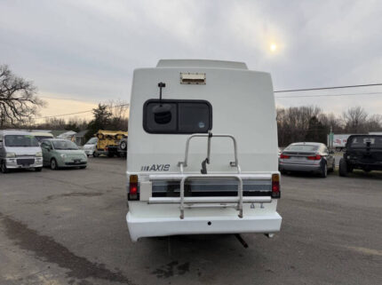 1998 Toyota HiAce | CPP Processing CO Ltd | Best Cars in Europe