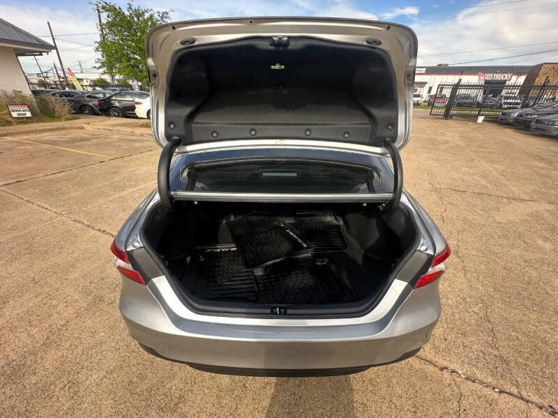 2020 Toyota Camry LE | CPP Processing Co Ltd