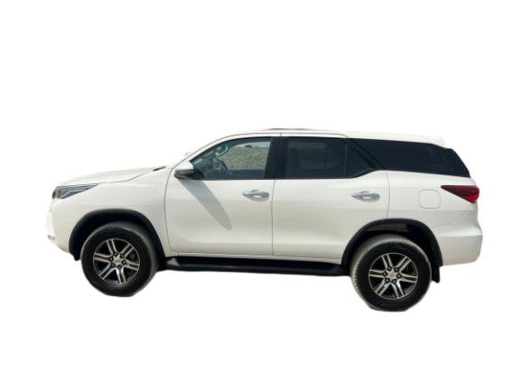 2023 Toyota Toyota Fortune SUV