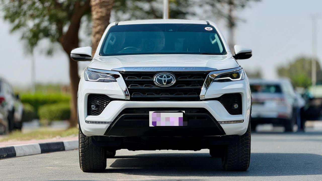 2023 TOYOTA Fortuner 7 Seats